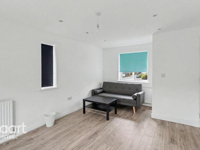 Room for rent in Chipping Hill, Essex