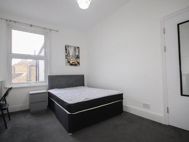 Room for rent in Sheerness, Oad Street