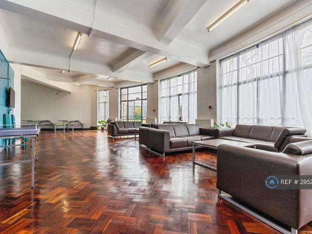 Room for rent in Georgia, Greater Manchester