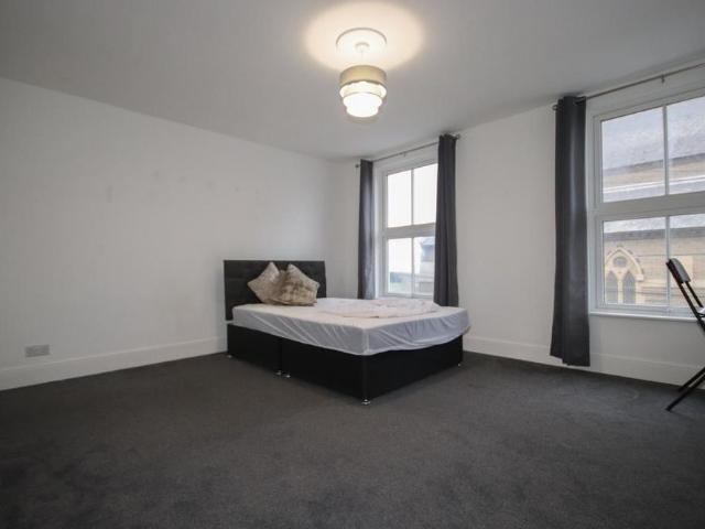 Room for rent in Sheerness, Oad Street