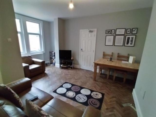 Room for rent in Attenborough, East Midlands
