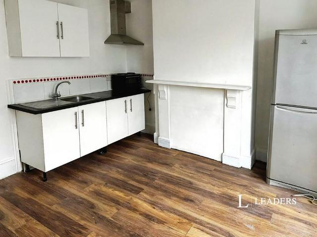 Room for rent in Alton Barnes, Essex