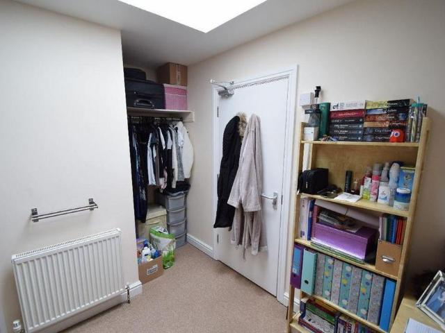 Room for rent in Wales