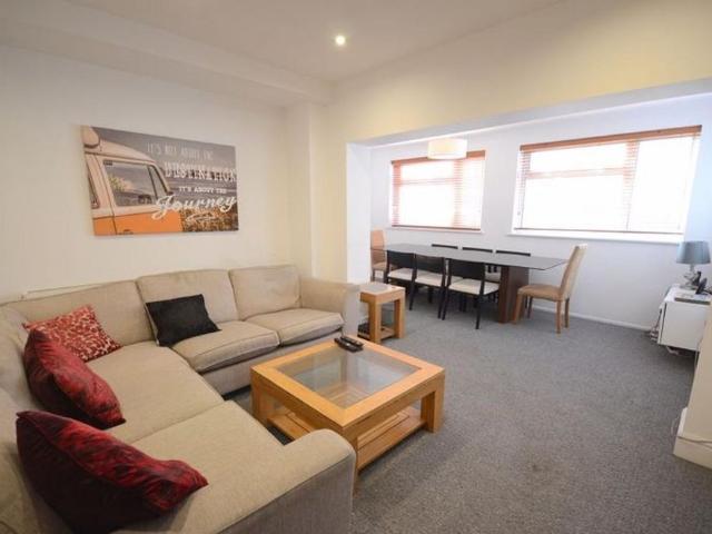 Room for rent in Longfleet, Poole