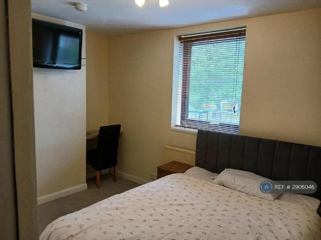 Room for rent in California, Key Street