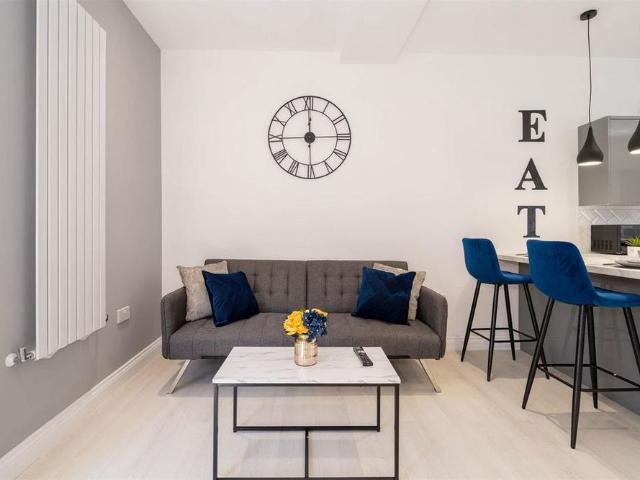 Room for rent in Coundon, West Midlands