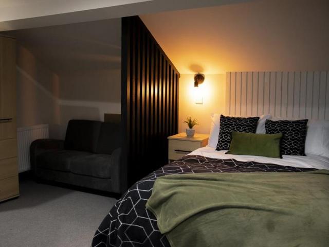 Room for rent in Hoyland Common, Tankersley