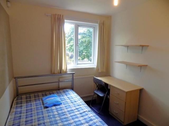Room for rent in Park Hill, South Yorkshire