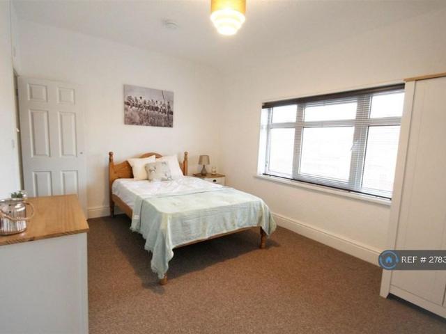 Room for rent in East Midlands