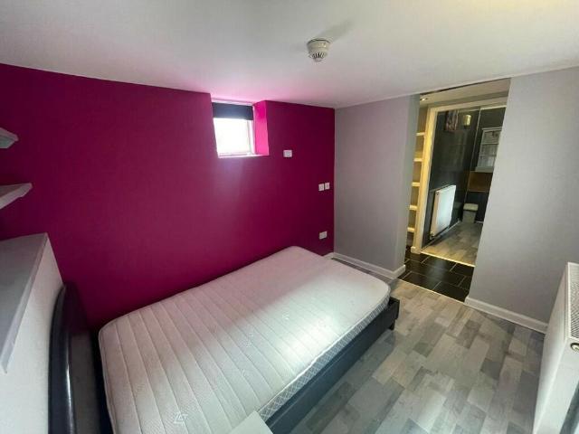 Room for rent in Key Street, Suffolk