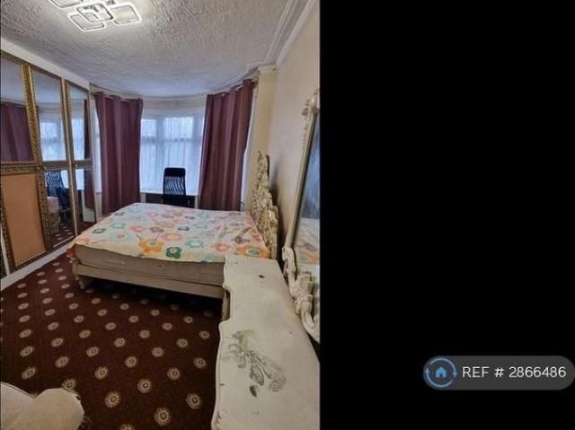 Room for rent in Harrow On The Hill, Greater London