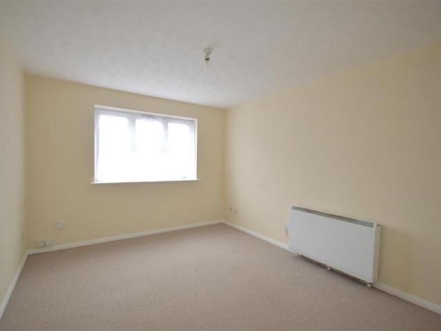 Room for rent in London Borough of Barking and Dagenham, Greater London