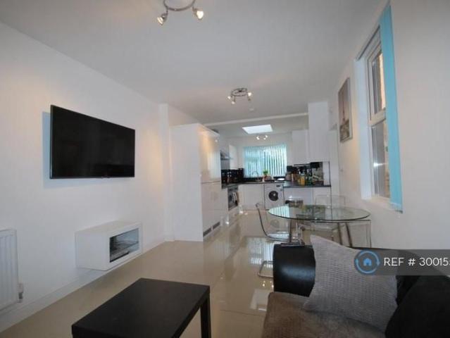 Room for rent in Hillfields, West Midlands