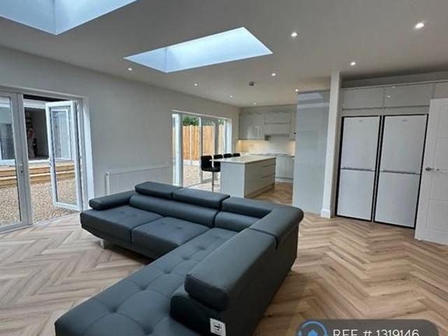 Room for rent in North Watford, Watford