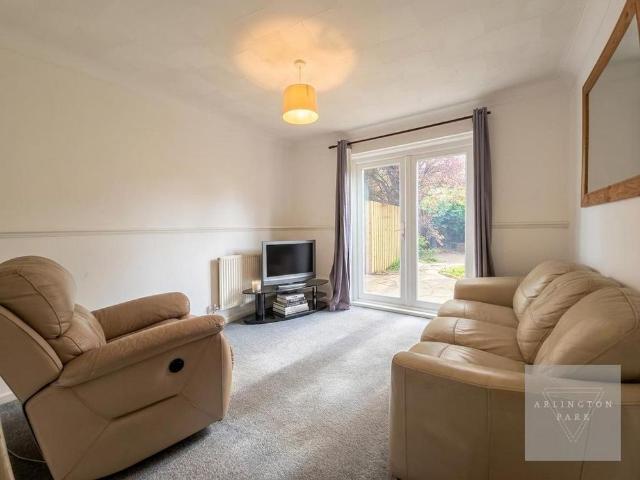 Room for rent in Heigham Grove, East Bank