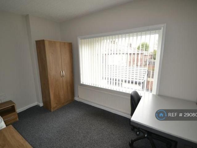 Room for rent in Kersal, Salford