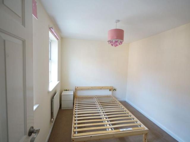 Room for rent in Grays, Essex
