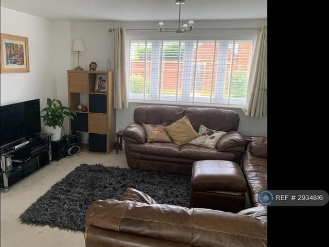 Room for rent in Evershot, Oxfordshire