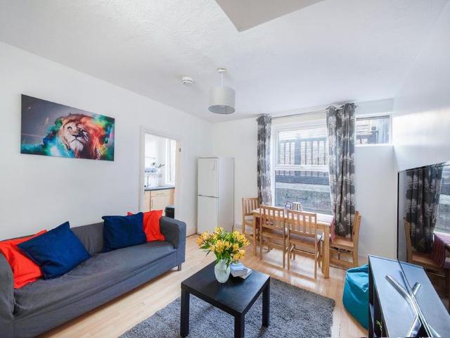 Room for rent in Round Hill, Brighton & Hove
