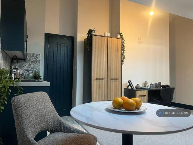 Room for rent in Wilderspool, Warrington