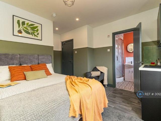 Room for rent in Swinton Park, Salford