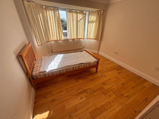 Room for rent in Pinner, Greater London