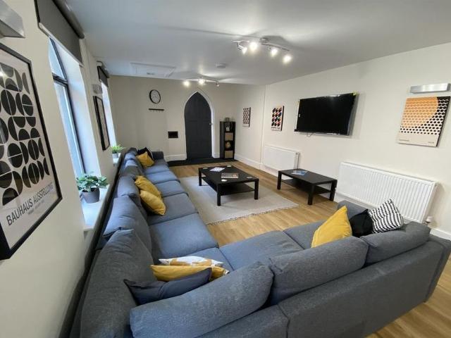 Room for rent in Attenborough, East Midlands
