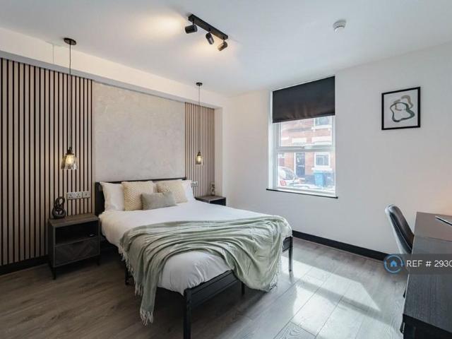 Room for rent in New Normanton, East Midlands