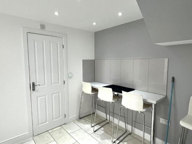 Room for rent in Kings Farm, Hamerton