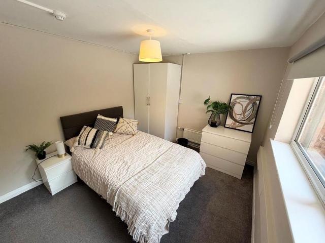 Room for rent in Witton, Crookhill
