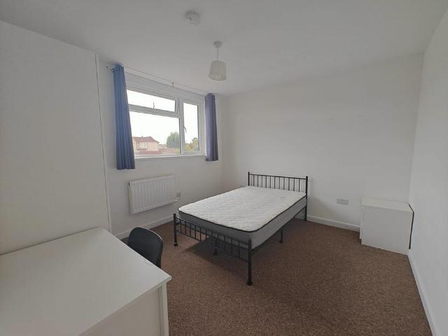 Room for rent in Emersons Green, Kingswood