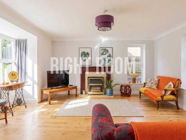 Room for rent in Elmsbrook, Evershot