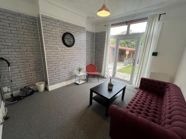 Room for rent in Feckenham, City Of Bristol