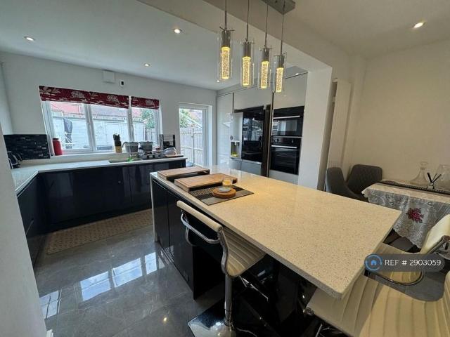 Room for rent in Greater London