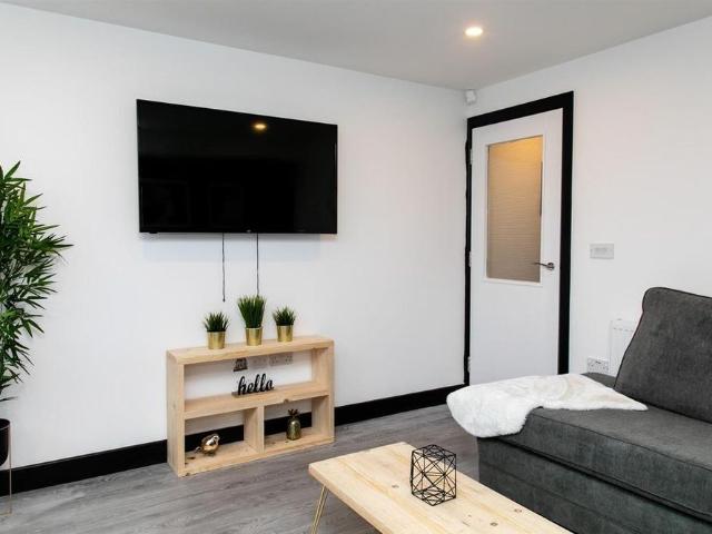 Room for rent in Hillfields, West Midlands
