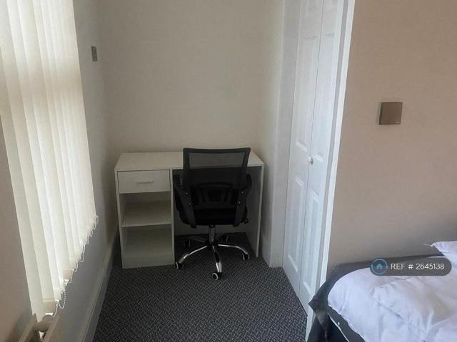 Room for rent in Calderstones, Isle Of Man