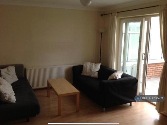 Room for rent in Burley, Isle Of Man