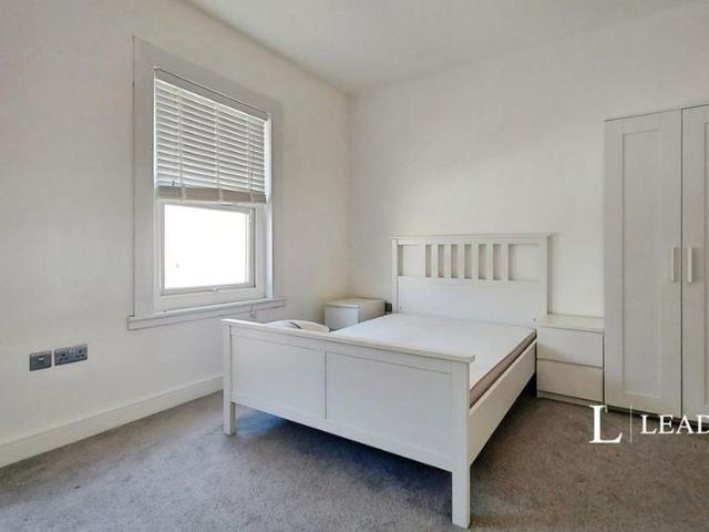 Room for rent in Southend City Centre Neighbourhood, Alton Barnes