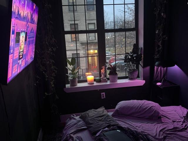 Room for rent in Arverne, New York