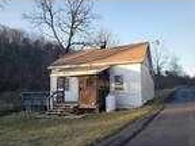 House for rent in East Waterford, Pennsylvania