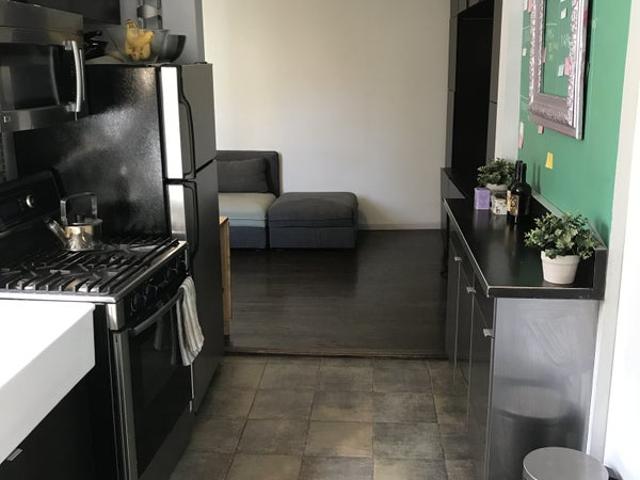 Room for rent in Arverne, New York