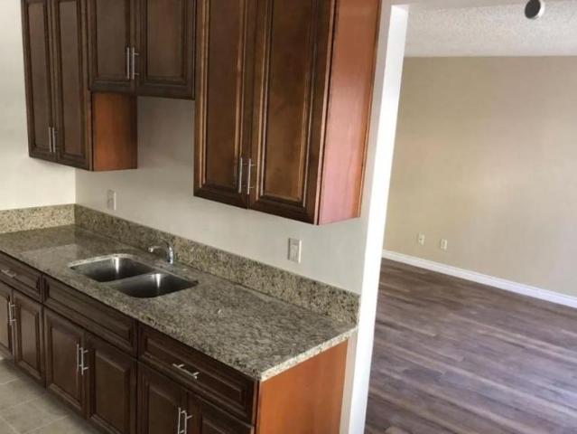 Apartment for rent in Inglewood, Los Angeles County
