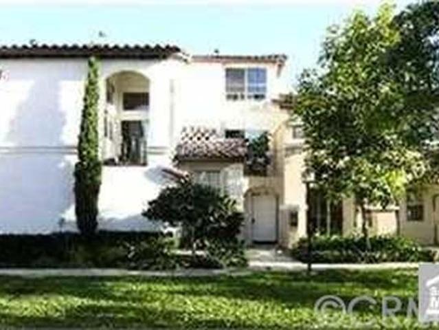 Condo for rent in Oak Creek, Irvine