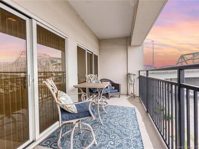 Condo for sale in Jeffersonville