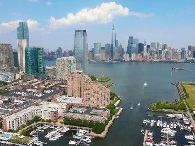 Condo for sale in Hudson, New Jersey
