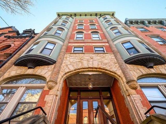 Condo for sale in Hudson, New Jersey