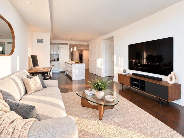 Condo for sale in Downtown Jersey City, Jersey City