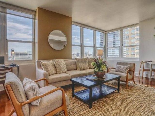 Condo for sale in Hudson, New Jersey