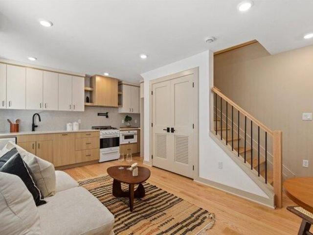 Condo for sale in Hudson, New Jersey
