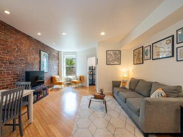 Condo for sale in Hudson, New Jersey